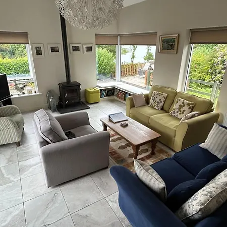 Ferienhaus Lakeside House *